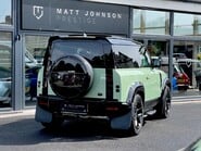 Land Rover Defender 75TH LIMITED EDITION 24