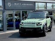 Land Rover Defender 75TH LIMITED EDITION 31