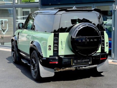 Land Rover Defender 75TH LIMITED EDITION 36