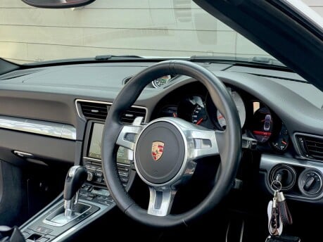Porsche 911 CARRERA S PDK 5