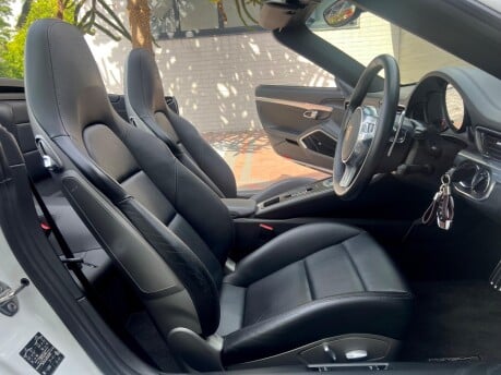 Porsche 911 CARRERA S PDK 12