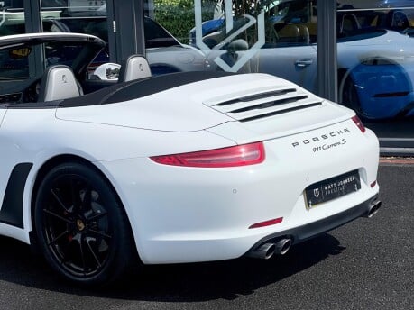 Porsche 911 CARRERA S PDK 17
