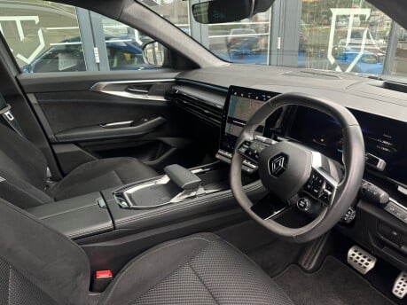 Renault Austral 1.2 E-TECH iconic esprit Alpine Auto Euro 6 (s/s) 5dr 18
