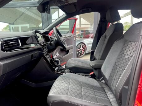 Volkswagen T-Roc R-LINE TSI DSG 19