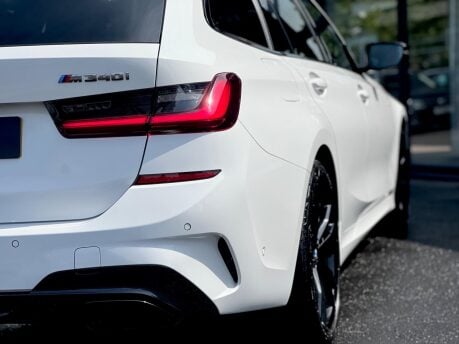 BMW 3 Series 3.0 M340i MHT Touring Auto xDrive Euro 6 (s/s) 5dr 25