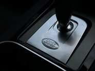 Land Rover Discovery Sport R-DYNAMIC SE 17