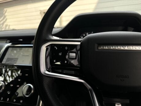 Land Rover Discovery Sport R-DYNAMIC SE 26