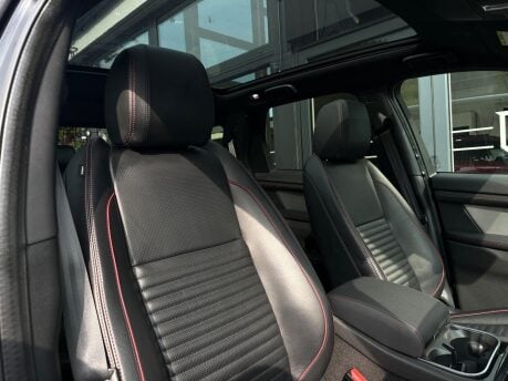 Land Rover Discovery Sport R-DYNAMIC SE 33