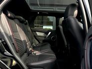 Land Rover Discovery Sport R-DYNAMIC SE 40