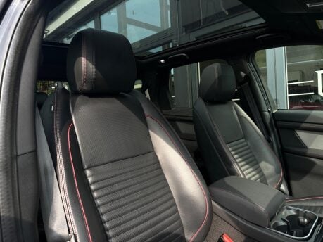 Land Rover Discovery Sport R-DYNAMIC SE 33