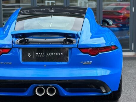 Jaguar F-Type V6 R-DYNAMIC AWD 12