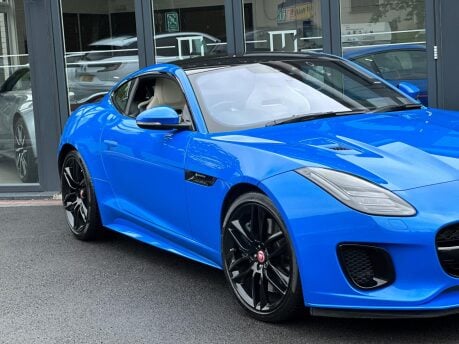 Jaguar F-Type V6 R-DYNAMIC AWD 33
