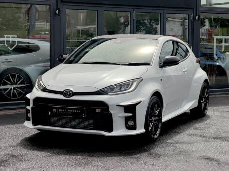 Toyota Yaris GR-Y CIRCUIT 11