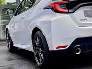 Toyota Yaris GR-Y CIRCUIT 12