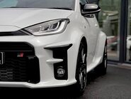 Toyota Yaris GR-Y CIRCUIT 32