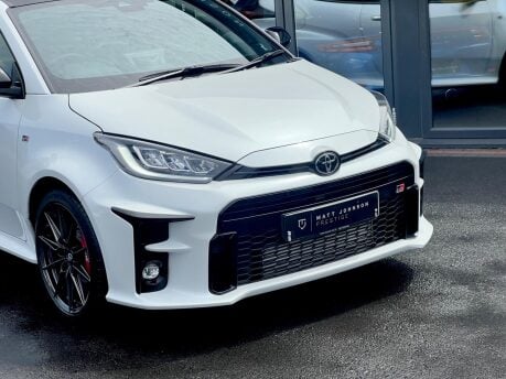 Toyota Yaris GR-Y CIRCUIT 34