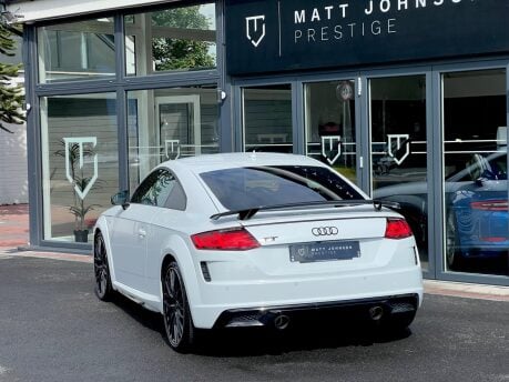 Audi TT TFSI S LINE BLACK EDITION 16