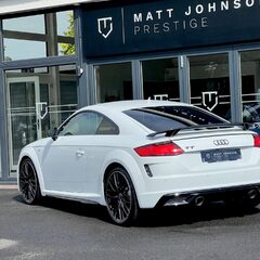 Audi TT TFSI S LINE BLACK EDITION 1