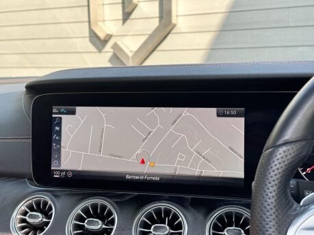 Mercedes-Benz E Class E 220 D AMG LINE PREMIUM PLUS 7
