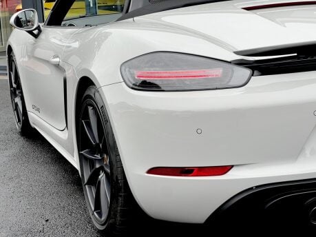 Porsche 718 BOXSTER GTS 27
