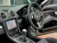 Porsche 718 BOXSTER GTS 26