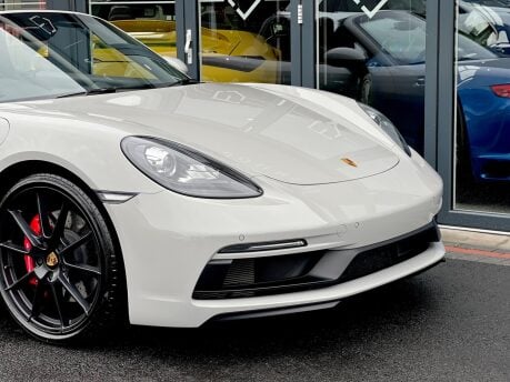 Porsche 718 BOXSTER GTS 41