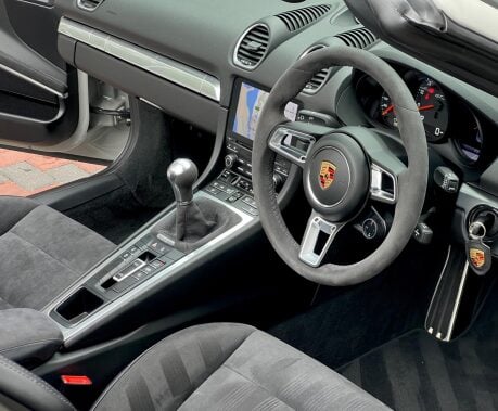 Porsche 718 BOXSTER GTS 43