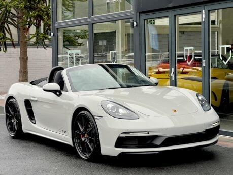 Porsche 718 BOXSTER GTS 11