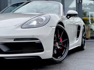 Porsche 718 BOXSTER GTS 9