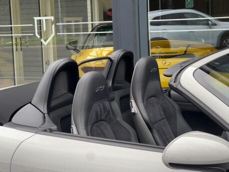 Porsche 718 BOXSTER GTS 48