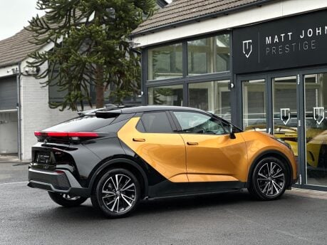 Toyota C-HR PREMIERE EDITION 3