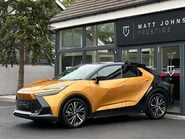 Toyota C-HR PREMIERE EDITION 4
