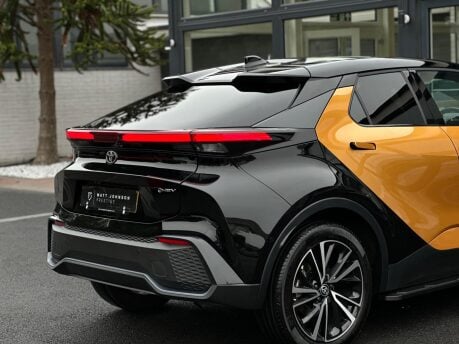 Toyota C-HR PREMIERE EDITION 5
