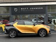 Toyota C-HR PREMIERE EDITION 26