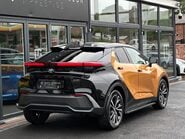 Toyota C-HR PREMIERE EDITION 37