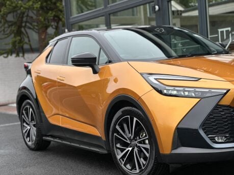 Toyota C-HR PREMIERE EDITION 43