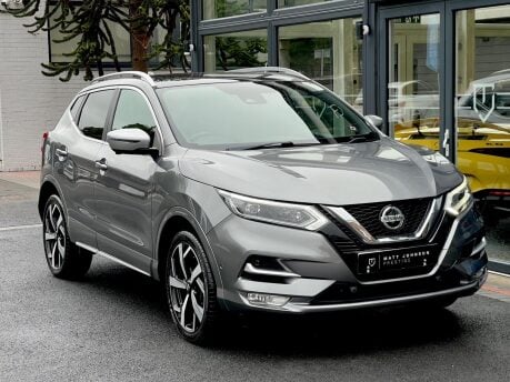 Nissan Qashqai DIG-T TEKNA PLUS 13