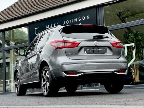 Nissan Qashqai DIG-T TEKNA PLUS 15