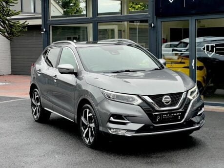 Nissan Qashqai DIG-T TEKNA PLUS 19