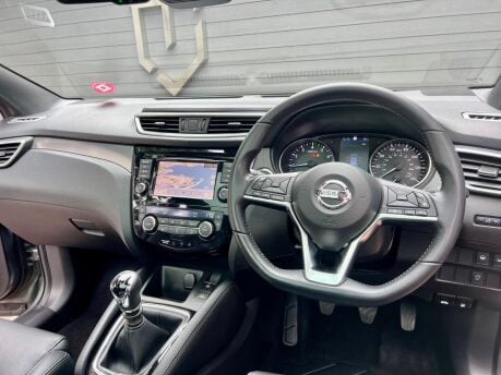 Nissan Qashqai DIG-T TEKNA PLUS 20