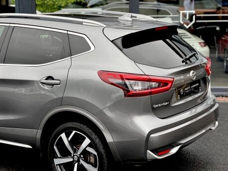 Nissan Qashqai DIG-T TEKNA PLUS 30