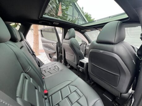 Nissan Qashqai DIG-T TEKNA PLUS 37