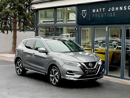 Nissan Qashqai DIG-T TEKNA PLUS