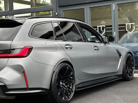 BMW M3 3.0 BiTurbo Competition Touring Steptronic M xDrive Euro 6 (s/s) 5dr 12