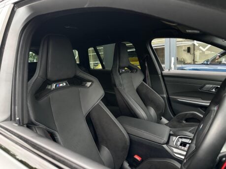 BMW M3 3.0 BiTurbo Competition Touring Steptronic M xDrive Euro 6 (s/s) 5dr 54