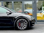 Tesla Model Y PERFORMANCE AWD 35