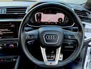 Audi Q3 TFSI S LINE MHEV 4