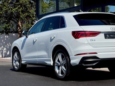 Audi Q3 TFSI S LINE MHEV 41