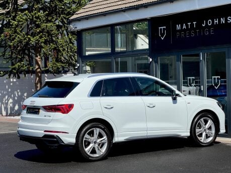 Audi Q3 TFSI S LINE MHEV 3