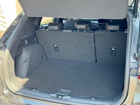 Ford Kuga ST-LINE 24